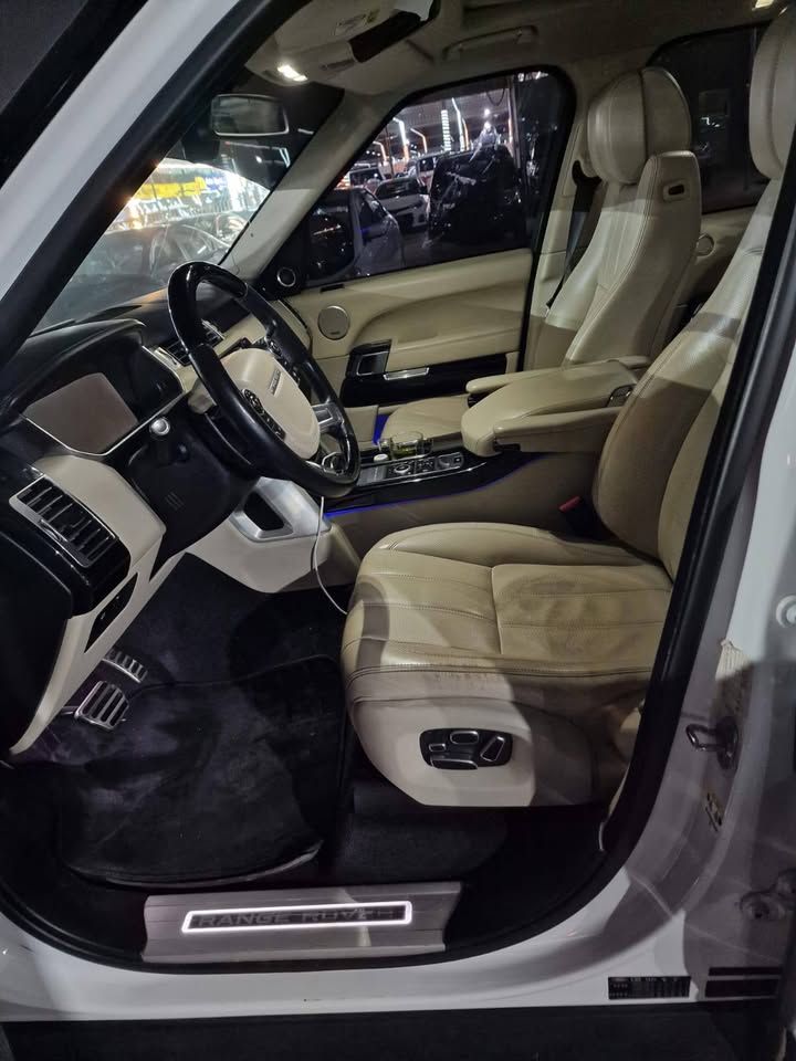 2014 لاند روفر رينج روفر First Edition LWB