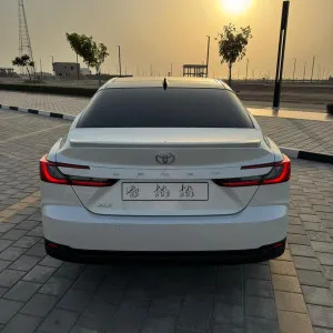2025 تويوتا كامري GL