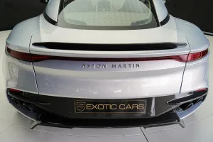 2019 استون مارتن دي بي أس Superleggera