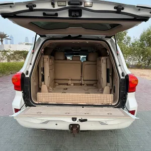 2012 Toyota Land Cruiser VXR