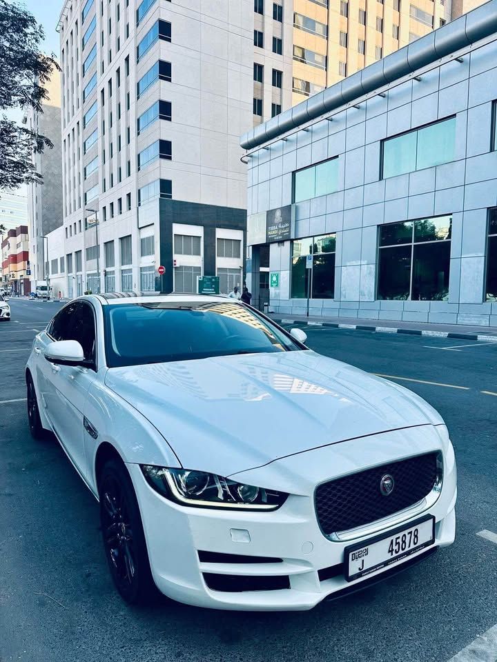 2016 Jaguar XE R-Dynamic
