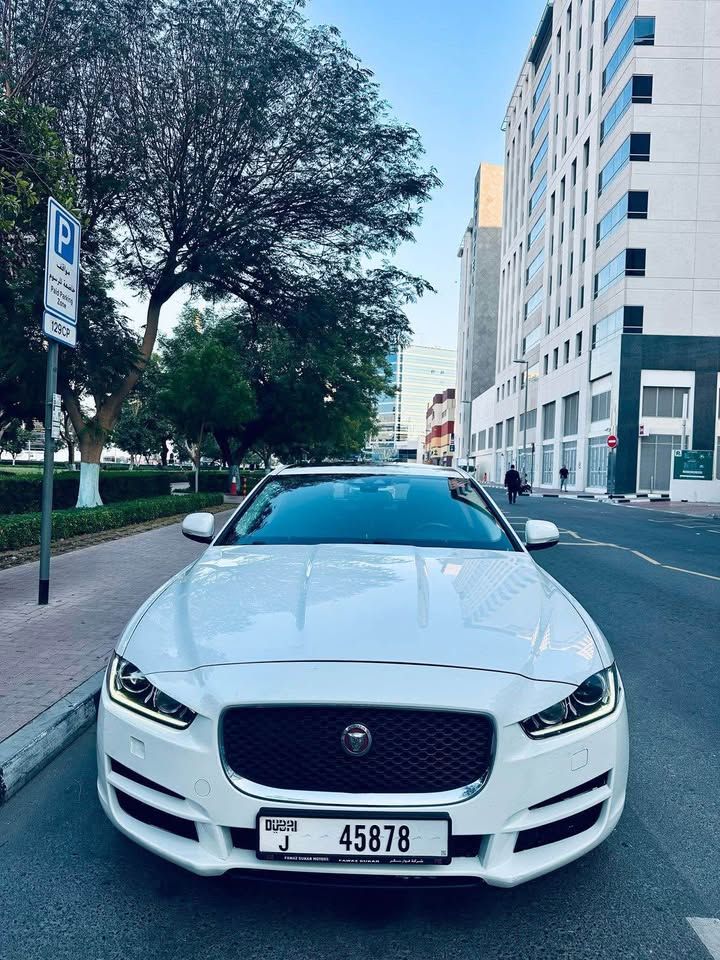 2016 Jaguar XE R-Dynamic