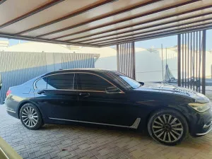 2016 بي أم دابليو الفئة - 7 730LI
