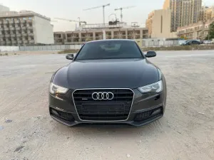 2013 اودي آي ٥ Prestige