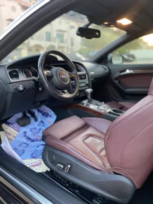 2013 اودي آي ٥ Prestige