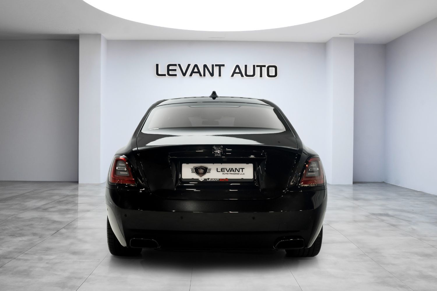 2022 رولز رويس جوست Black Badge