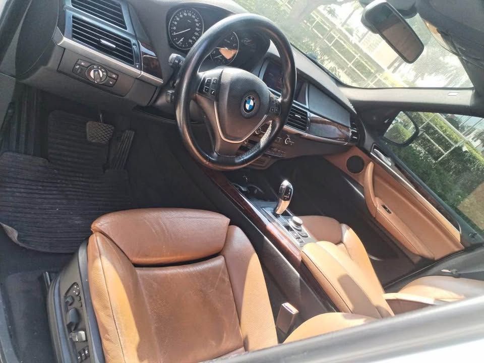 2009 BMW X5 M