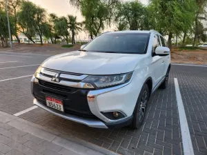 2016 Mitsubishi Outlander ES