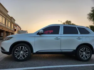 2016 Mitsubishi Outlander ES