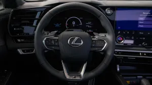 2025 لكزس ار آكس RX 500