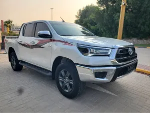 2023 Toyota Hilux DLX