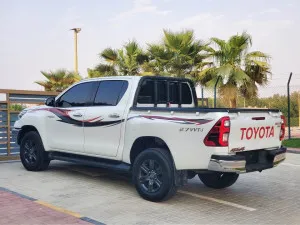 2023 Toyota Hilux DLX