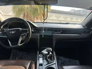 2023 JAC J7