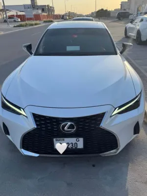 2023 لكزس اي اس IS 300