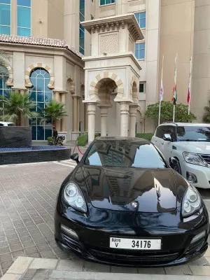 2012 بورش باناميرا 4 E-Hybrid