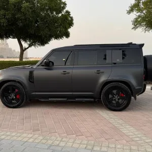 2024 Land Rover Defender 110 HSE