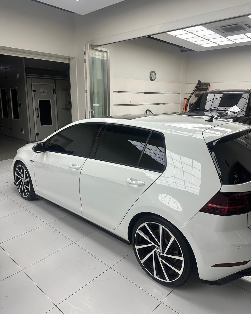 2019 Volkswagen Golf R