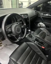 2019 Volkswagen Golf R