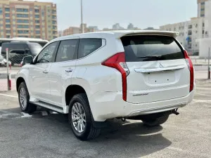 2019 ميتسوبيشي مونتيرو LS