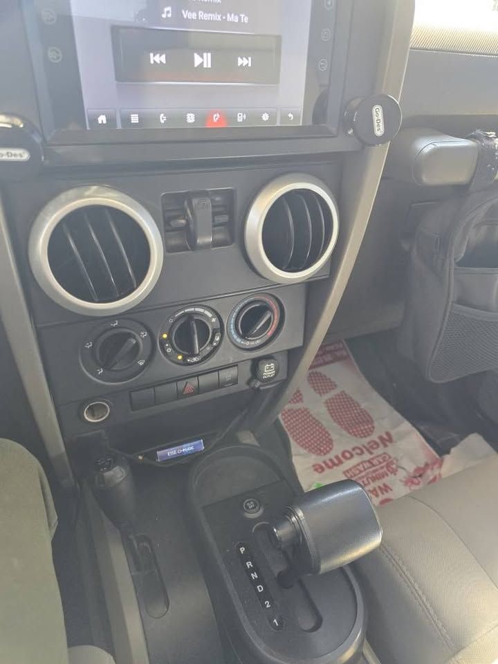 2009 جييب رانجلر Sport S