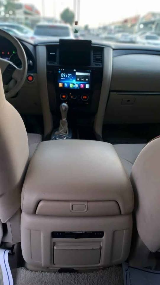 2011 Nissan Patrol LE Platinum city