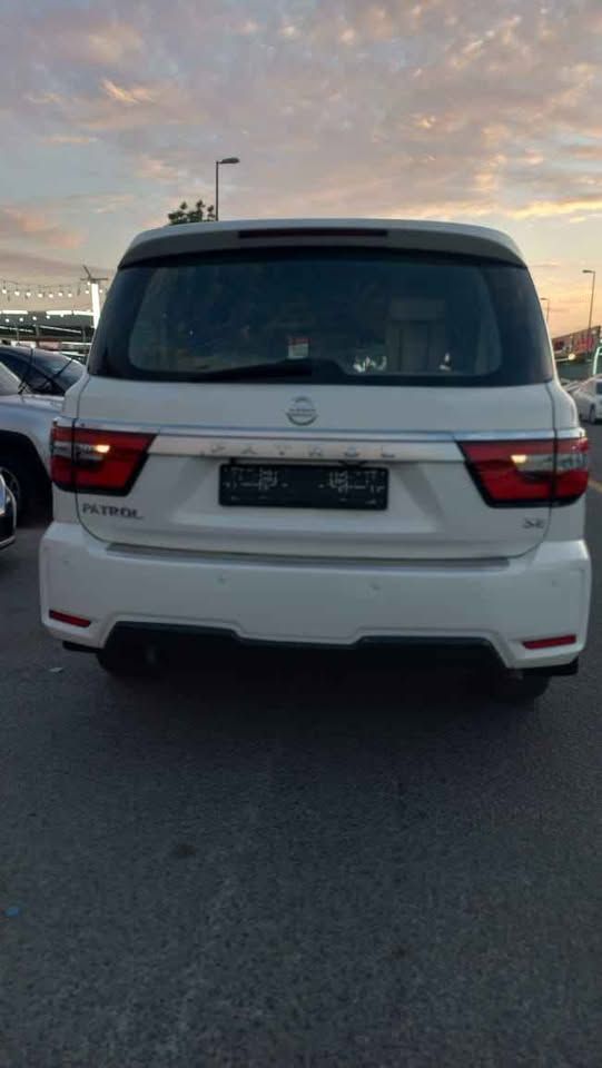 2011 Nissan Patrol LE Platinum city