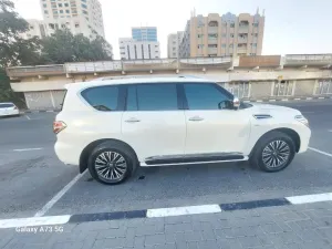 2015 Nissan Patrol LE Platinum city