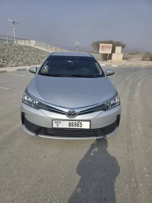 2018 تويوتا كورولا Hybrid LE
