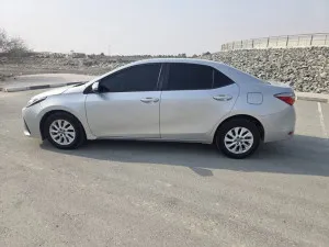 2018 تويوتا كورولا Hybrid LE