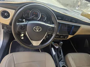 2018 تويوتا كورولا Hybrid LE
