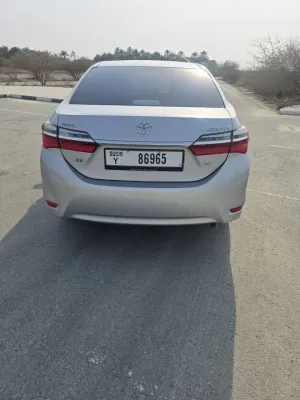 2018 تويوتا كورولا Hybrid LE