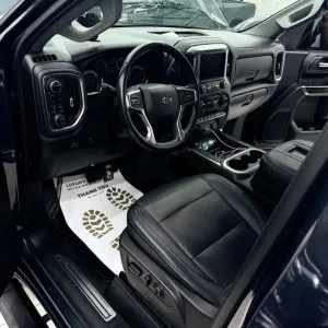 2022 Chevrolet Silverado Custom