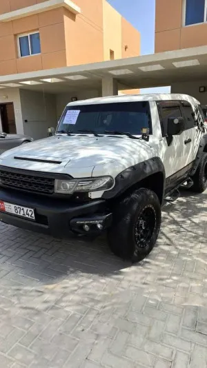 2010 تويوتا أف جي كروزر STD