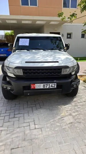2010 تويوتا أف جي كروزر STD