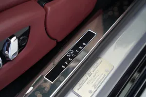 2025 رولز رويس سبيكتر Black Badge