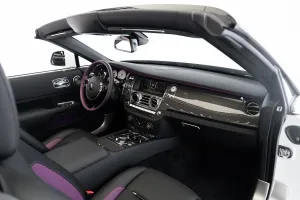 2019 رولز رويس دون Black Badge
