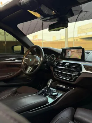 2018 BMW 5-Series 550i
