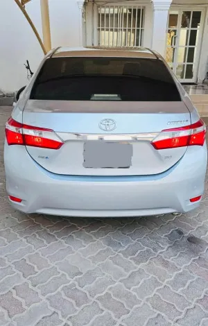 2014 تويوتا كورولا SE