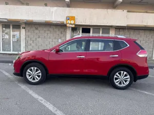 2015 نيسان اكس تريل SL