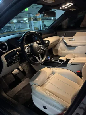 2019 مرسيدس-بنز الفئة - A A220 Sedan