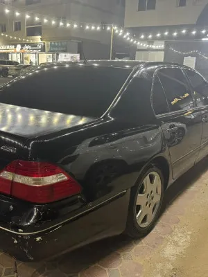 2004 Lexus LS 430