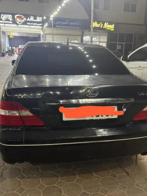 2004 Lexus LS 430