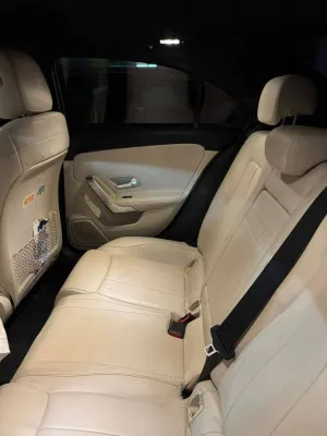 2019 مرسيدس-بنز الفئة - A A220 Sedan