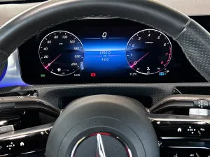 2024 مرسيدس-بنز الفئة - A A220 Sedan