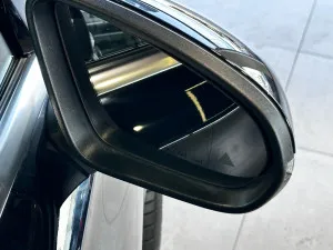 2024 مرسيدس-بنز الفئة - A A220 Sedan