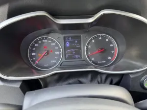 2019 ام جي زد لس