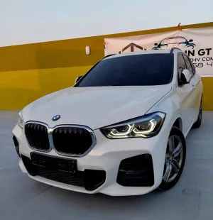 2022 بي أم دابليو اكس - 1 20i