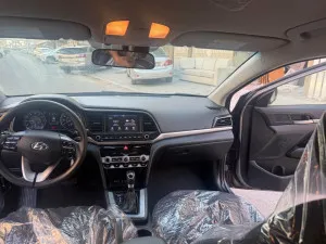 2020 هيونداي النترا SE