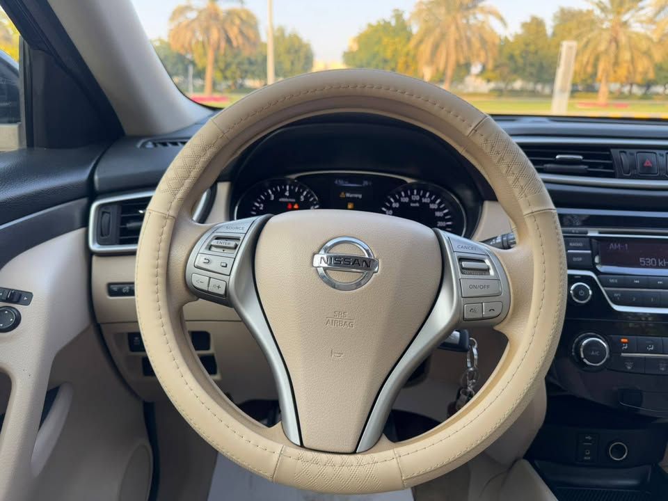 2015 نيسان اكس تريل ST