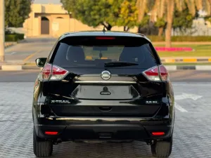 2015 نيسان اكس تريل ST